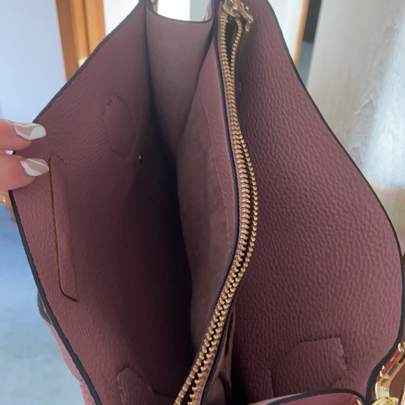 Steve Madden Crossbody Bag - Picture 4 of 6